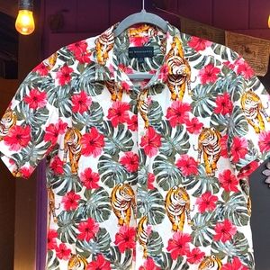 Men's tiger and hibiscus shirt